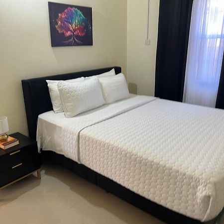 Bellarose At Colbeck ,Gated With Pool, Stylishly Modern Villa Old Harbour Екстериор снимка